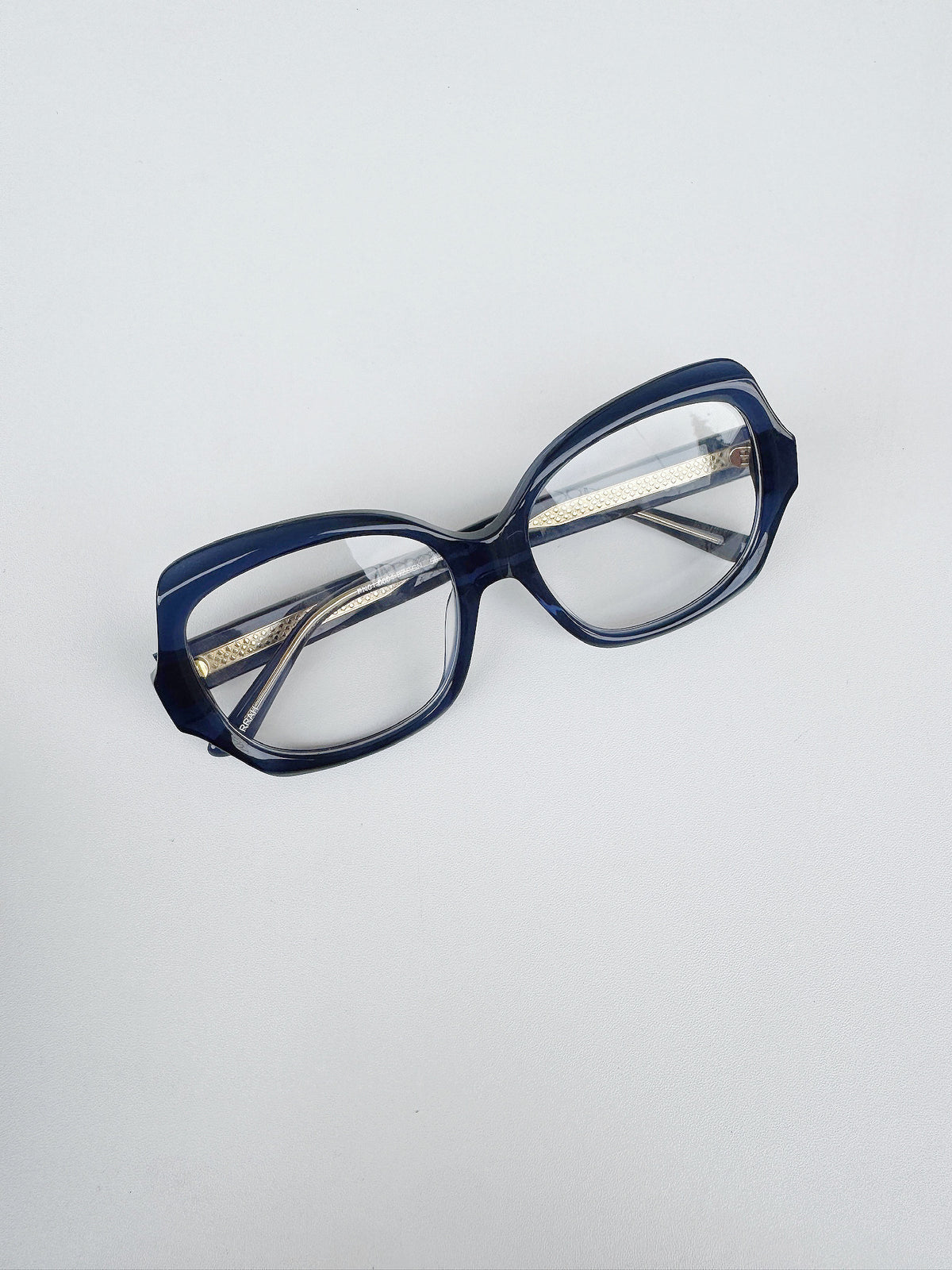 Farrah Oversized Frames